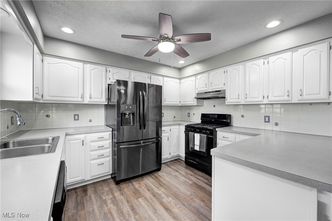 7200 Hidden Glen Drive, Amherst, Ohio image 17
