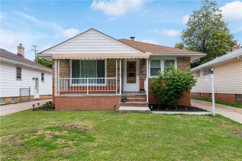 Homes For Sale - 3415 Norris Avenue<br/> Parma, OH 44134