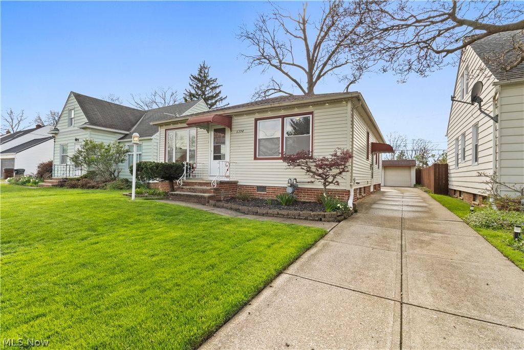 Photo of 6394 Westminster Drive, Parma, OH 44129 (MLS # 5201664)