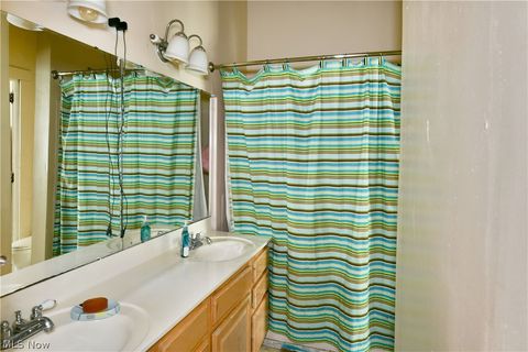 Tiny photo for 720 Mahoning Avenue NW, Warren, OH 44483 (MLS # 5198046)