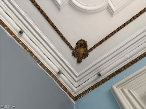 Tiny photo for 720 Mahoning Avenue NW, Warren, OH 44483 (MLS # 5198046)