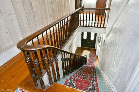 Tiny photo for 720 Mahoning Avenue NW, Warren, OH 44483 (MLS # 5198046)