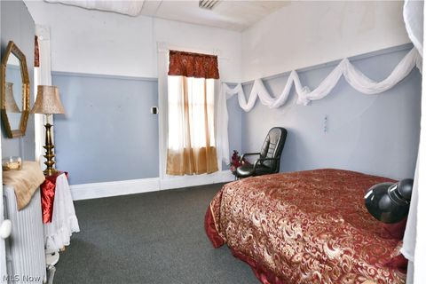 Tiny photo for 720 Mahoning Avenue NW, Warren, OH 44483 (MLS # 5198046)