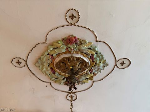 Tiny photo for 720 Mahoning Avenue NW, Warren, OH 44483 (MLS # 5198046)