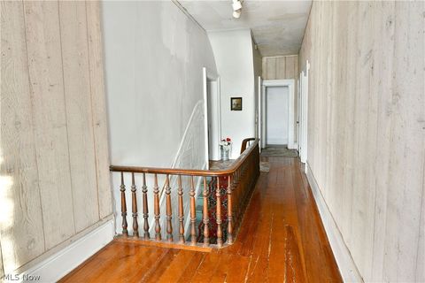 Tiny photo for 720 Mahoning Avenue NW, Warren, OH 44483 (MLS # 5198046)