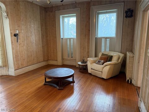 Tiny photo for 720 Mahoning Avenue NW, Warren, OH 44483 (MLS # 5198046)