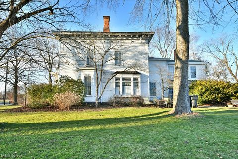 Tiny photo for 720 Mahoning Avenue NW, Warren, OH 44483 (MLS # 5198046)
