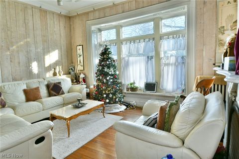 Tiny photo for 720 Mahoning Avenue NW, Warren, OH 44483 (MLS # 5198046)