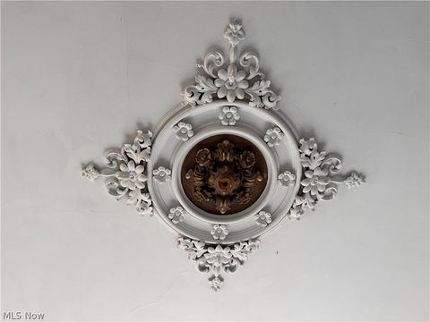 Tiny photo for 720 Mahoning Avenue NW, Warren, OH 44483 (MLS # 5198046)