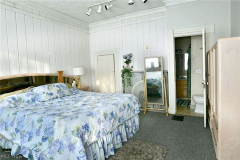 Tiny photo for 720 Mahoning Avenue NW, Warren, OH 44483 (MLS # 5198046)