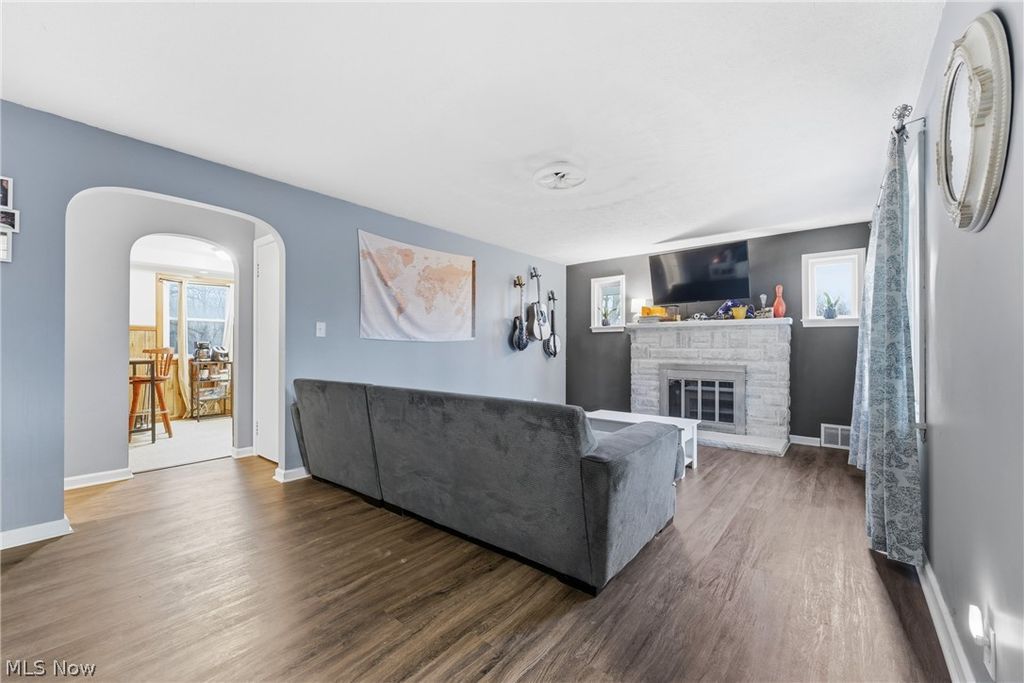 Photo of 3363 Shepler Church Avenue SW, Canton, OH 44706 (MLS # 5187483)