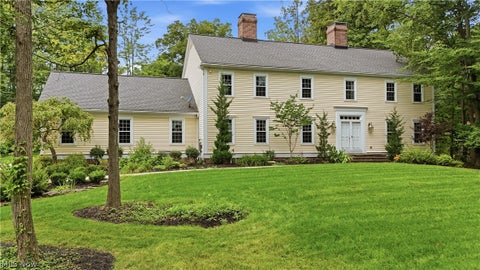 Photo of 540 Fox Run Trail, Aurora, OH 44202 (MLS # 5257116)