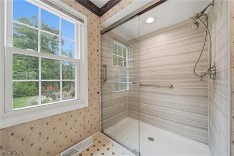 Tiny photo for 540 Fox Run Trail, Aurora, OH 44202 (MLS # 5257116)
