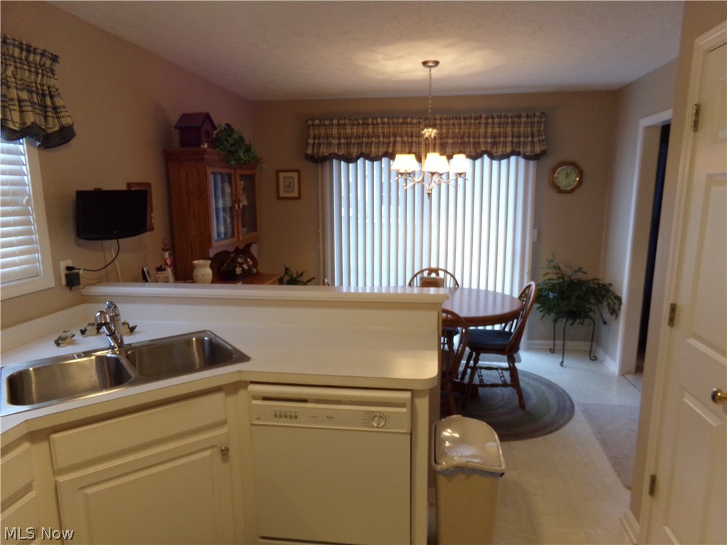 Stonehedge Condo - Residential