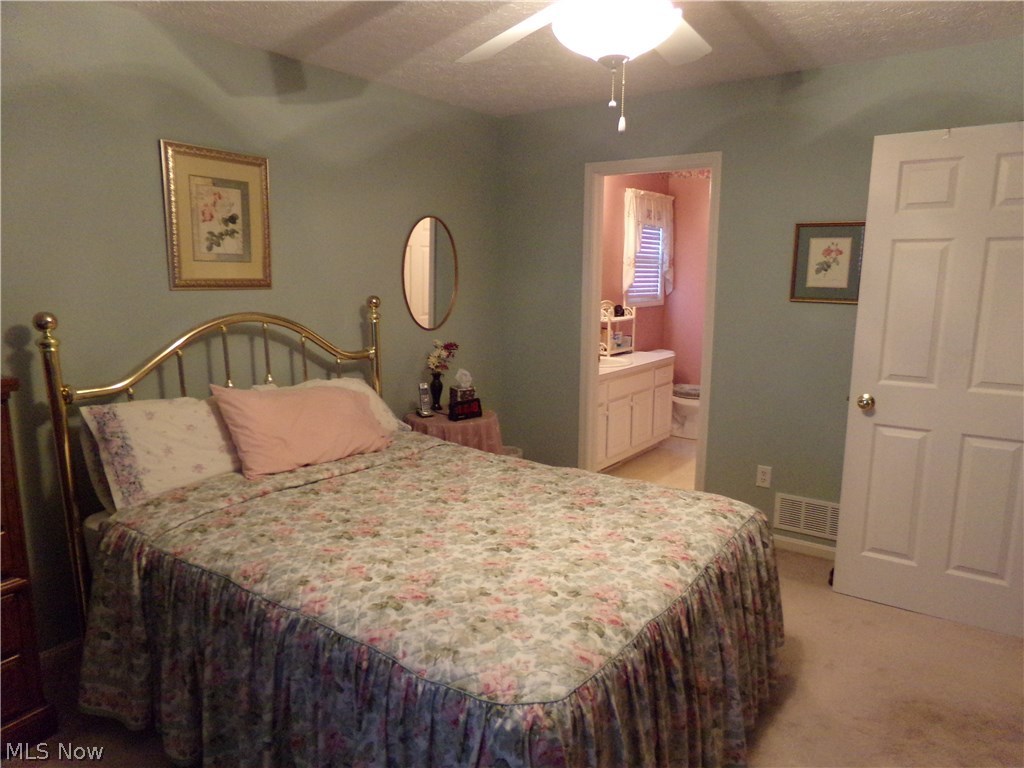 Stonehedge Condo - Residential