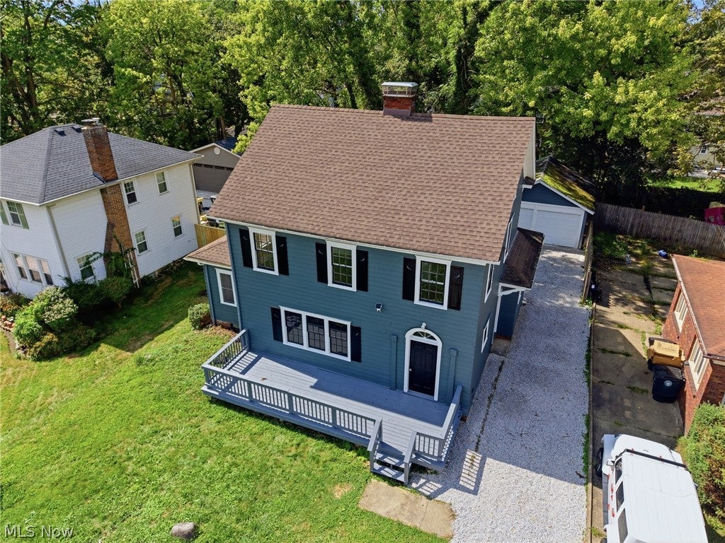 814 Crestview Avenue