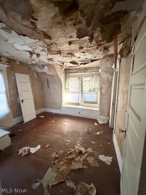 Tiny photo for 10719 Grantwood Avenue, Cleveland, OH 44108 (MLS # 5190334)