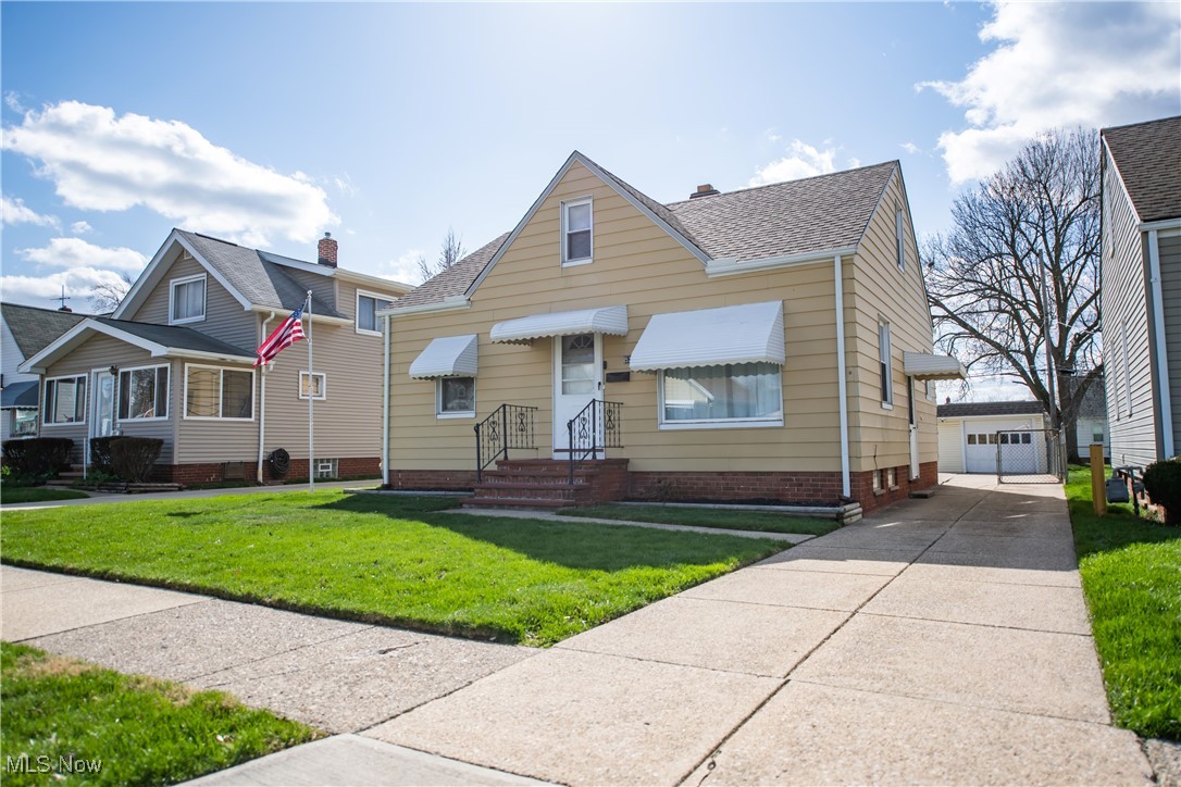 5256 W 49th Street, Parma, Ohio image 2