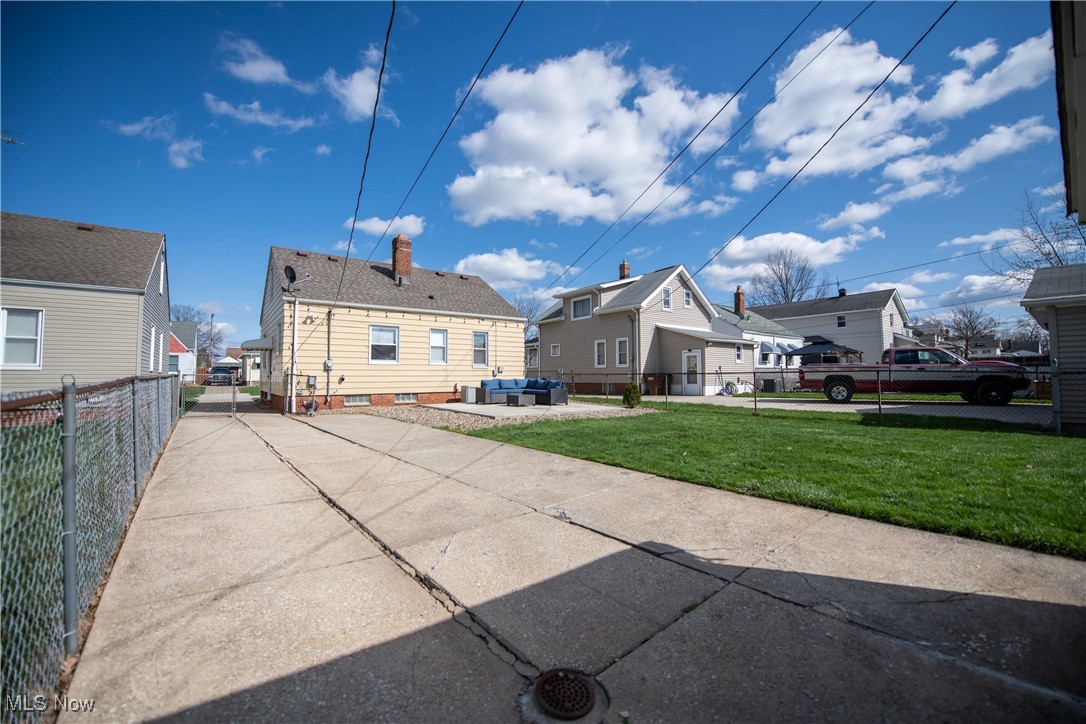 5256 W 49th Street, Parma, Ohio image 29