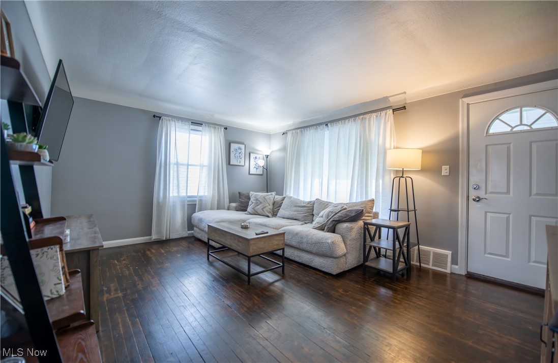5256 W 49th Street, Parma, Ohio image 7