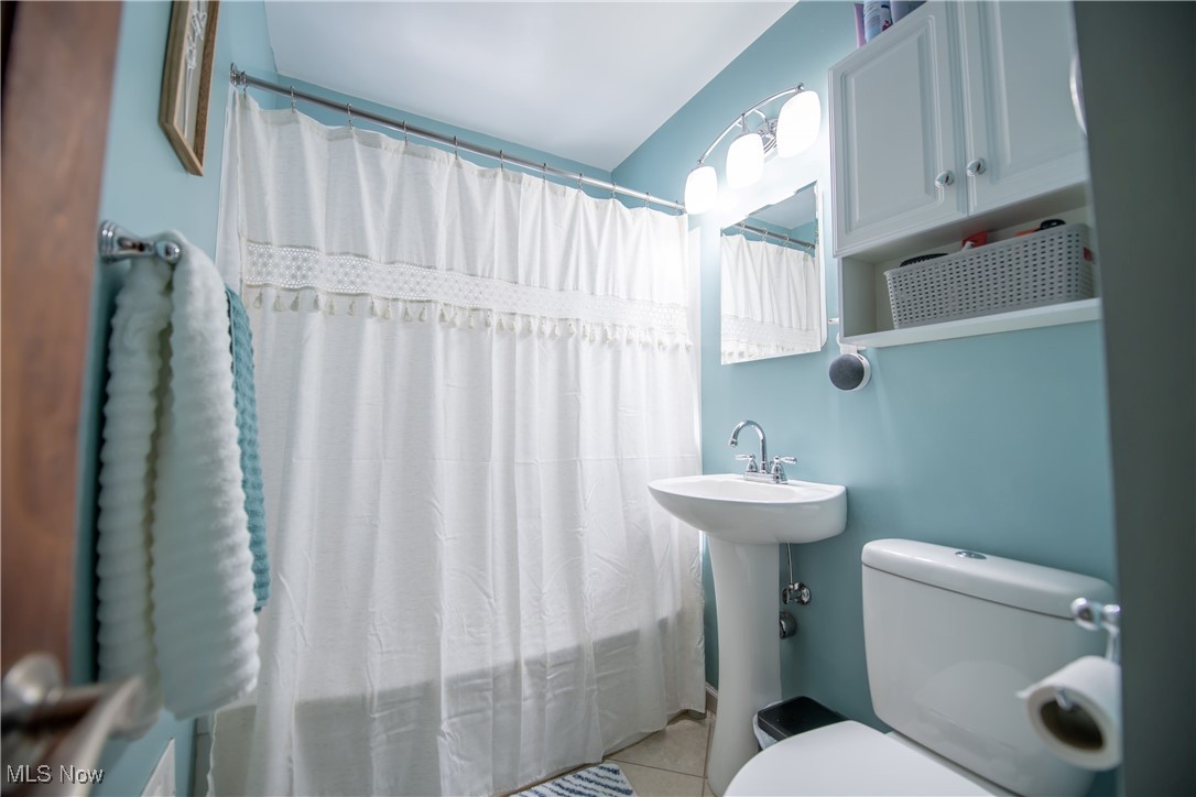 5256 W 49th Street, Parma, Ohio image 11