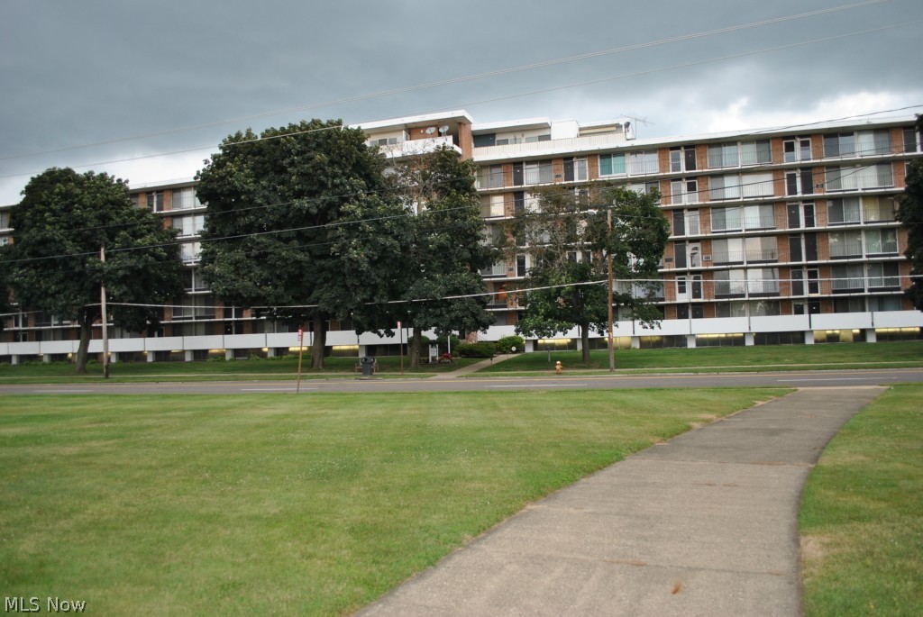 Seven Stories East Condo - Residential