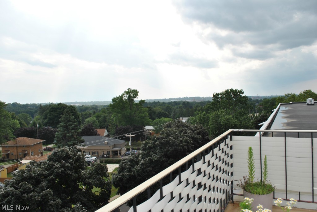 Seven Stories East Condo - Residential