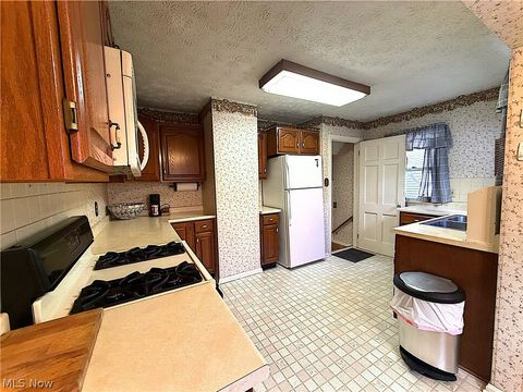 Tiny photo for 1502 Slusser Road, Akron, OH 44305 (MLS # 5202825)