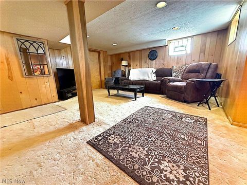 Tiny photo for 1502 Slusser Road, Akron, OH 44305 (MLS # 5202825)