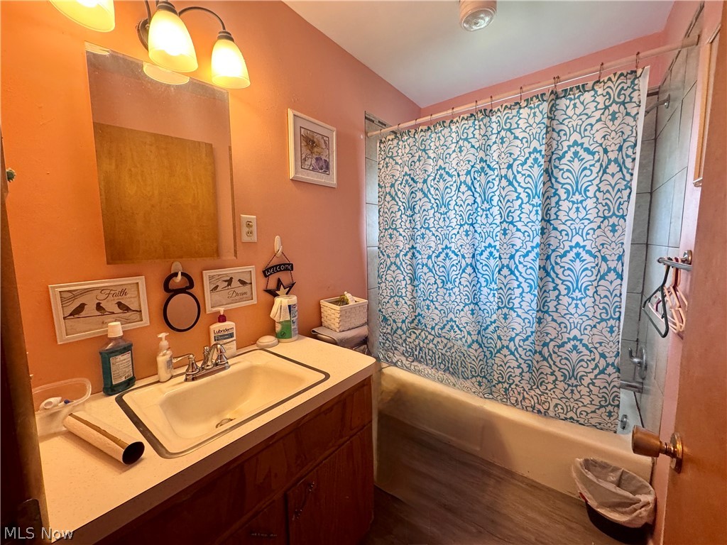 Village/Windham - Residential Income