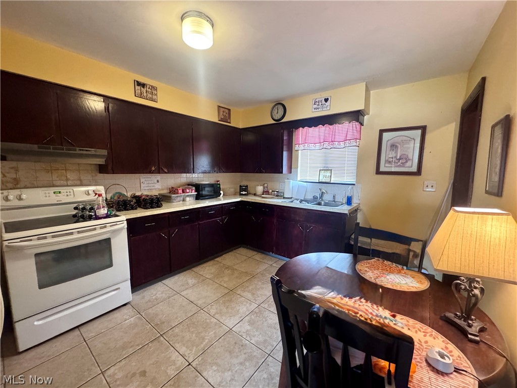 Village/Windham - Residential Income