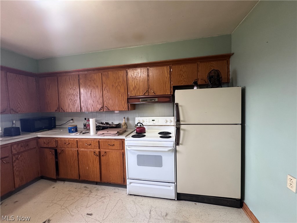 Village/Windham - Residential Income