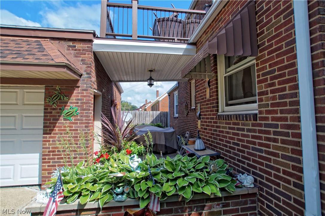 Utopia Beach 02 - Residential