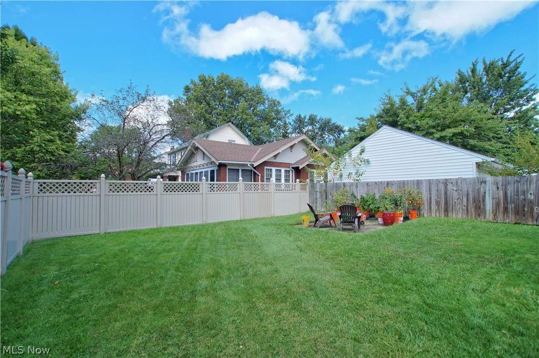 Utopia Beach 02 - Residential