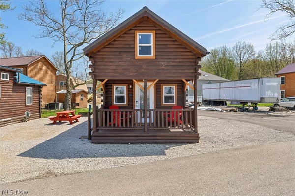 5919 LAKE RD W APT 3, ASHTABULA, OH 44004 - Image e855c4a8f542e839a8b018be1dc01b10/1158152996