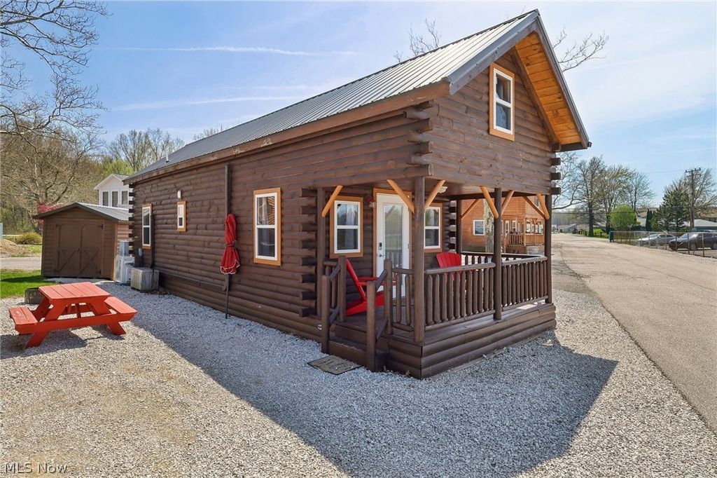 Photo of 5919 Lake Road W #3, Ashtabula, OH 44004 (MLS # 5203608)