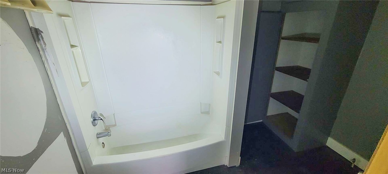 Roehl Sub #2 - Residential Income