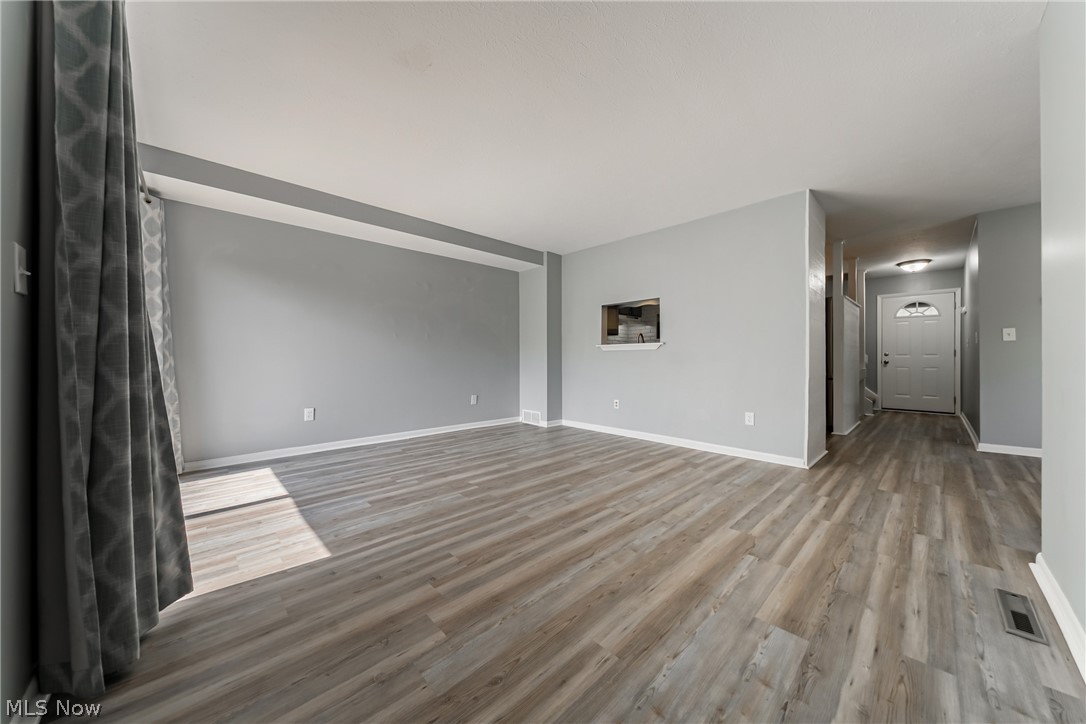 Landings Condo - Residential