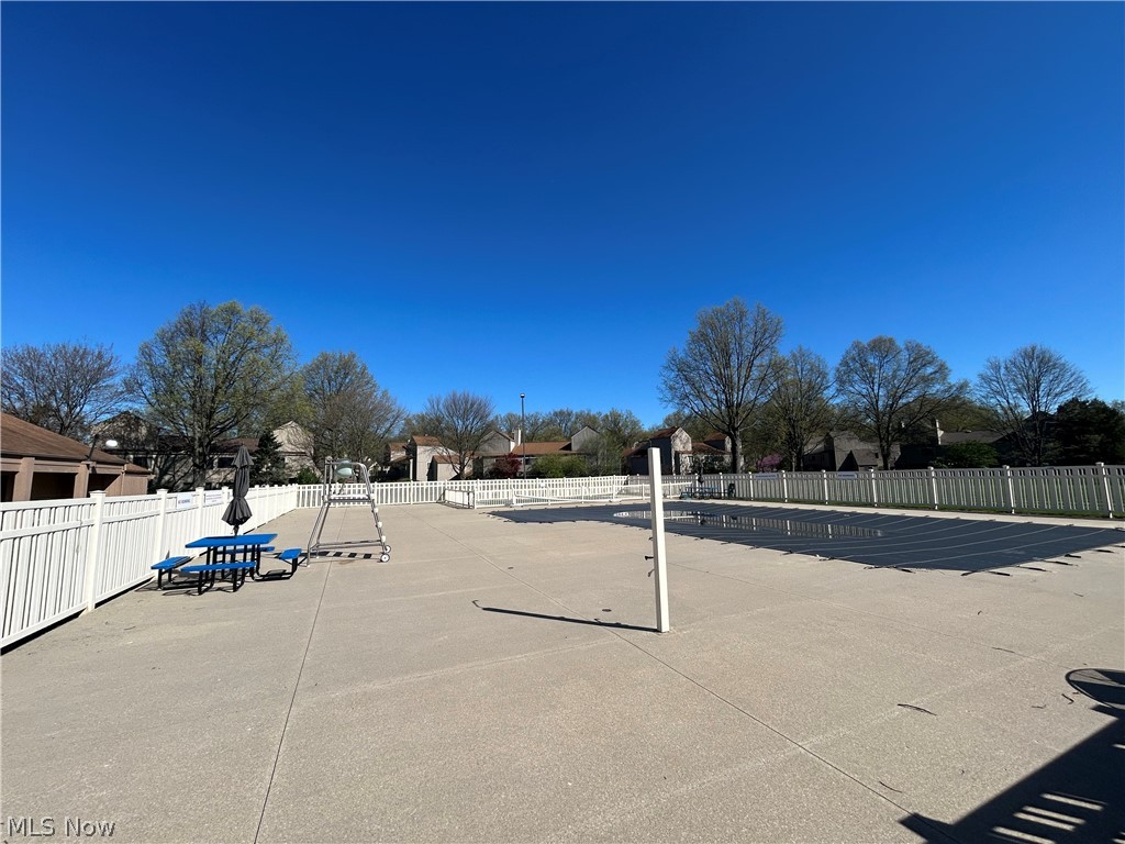 Landings Condo - Residential