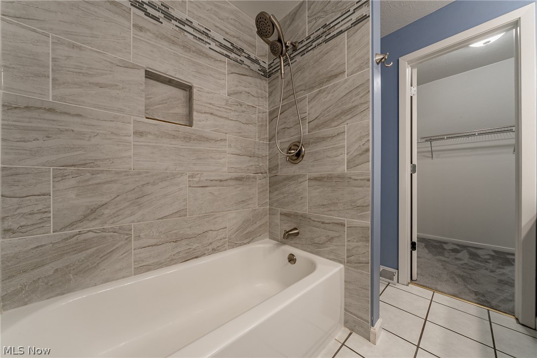 Landings Condo - Residential