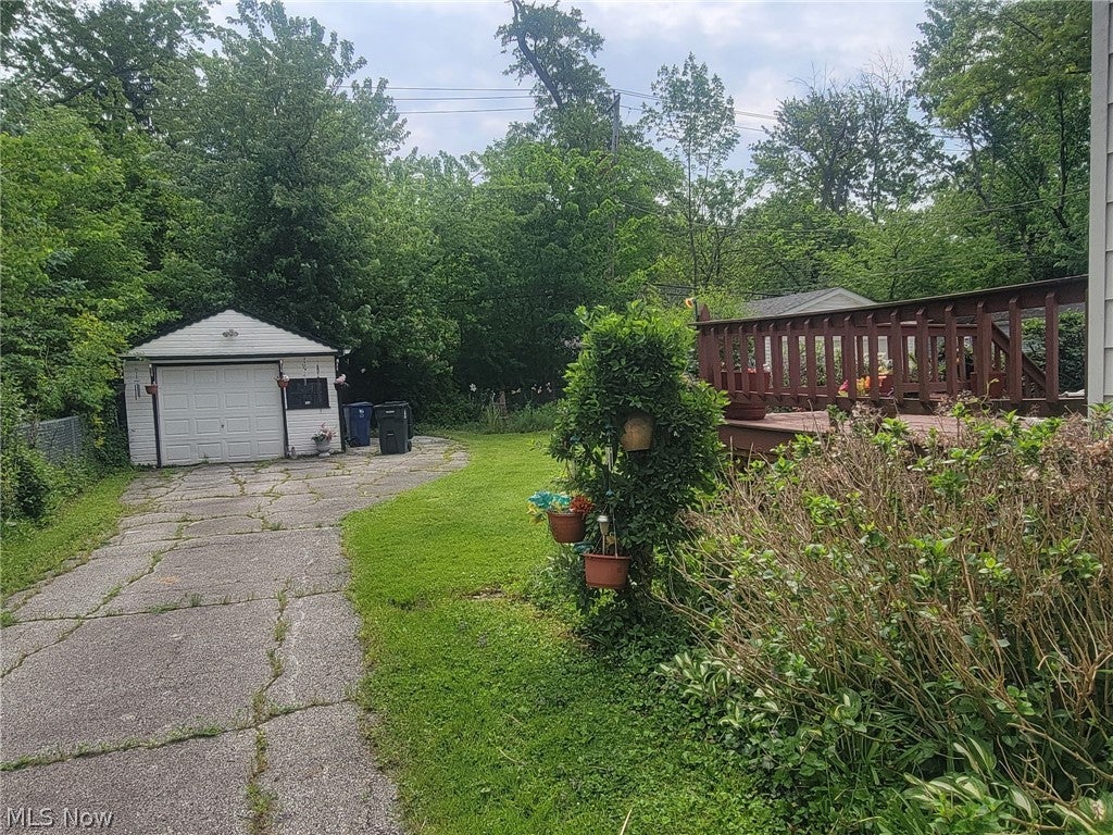 1597 Maple Road