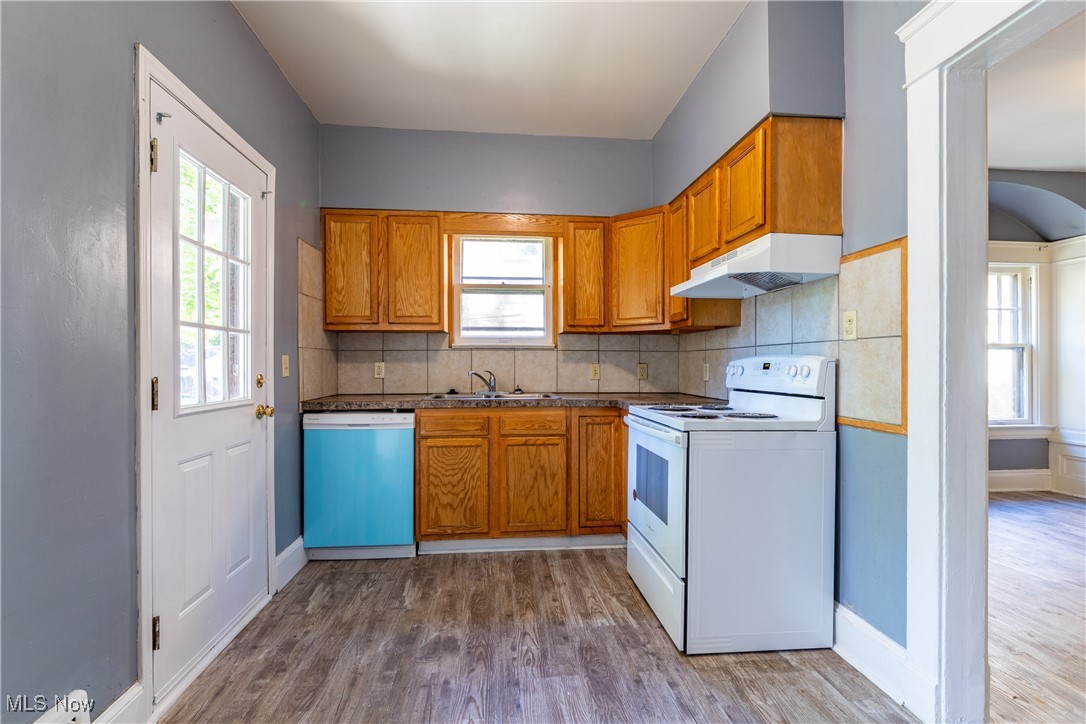 Frst Hill - Residential Income