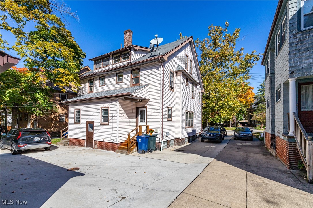 Frst Hill - Residential Income