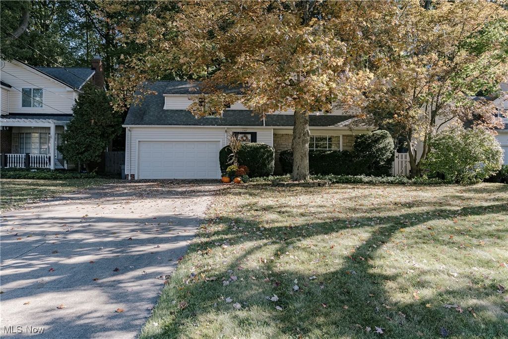 Photo of 1567 S Belvoir Boulevard, South Euclid, OH 44121 (MLS # 5164201)