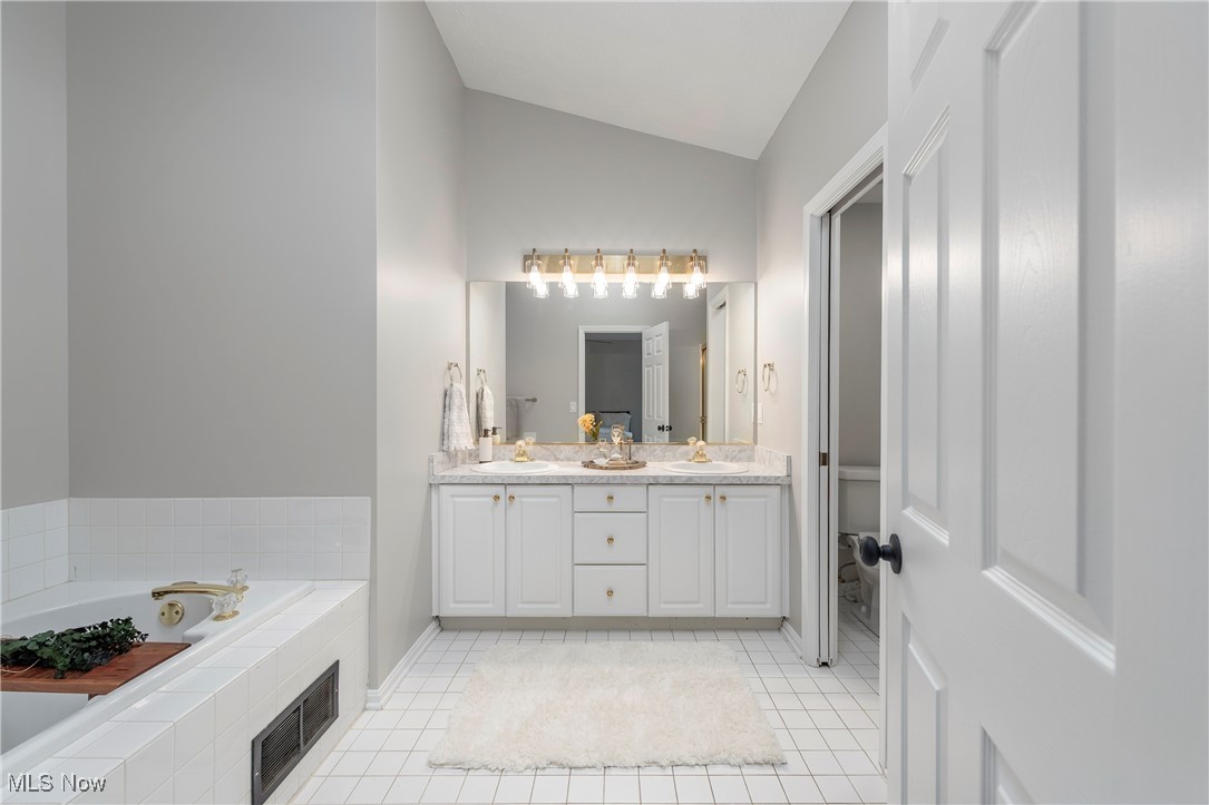 8080 Fair Road, Strongsville, Ohio image 28