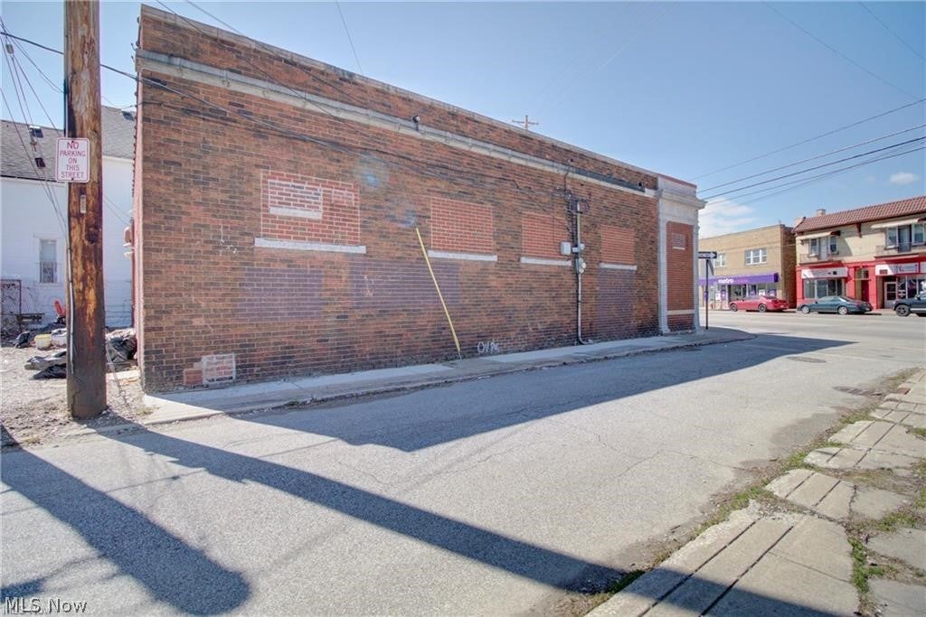 3563 Fulton Road