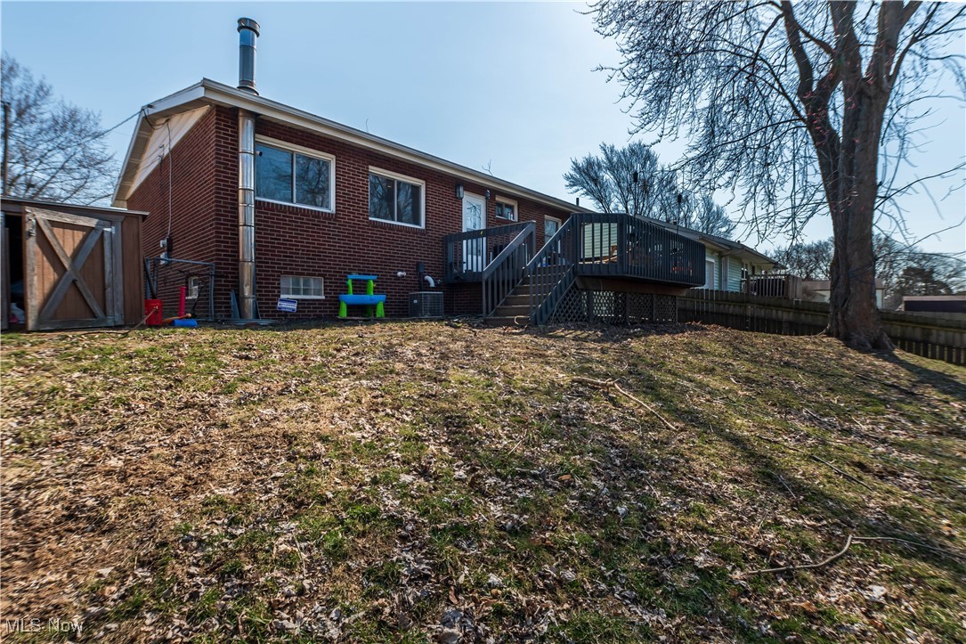 1232 Valley Drive, North Canton, Ohio image 10