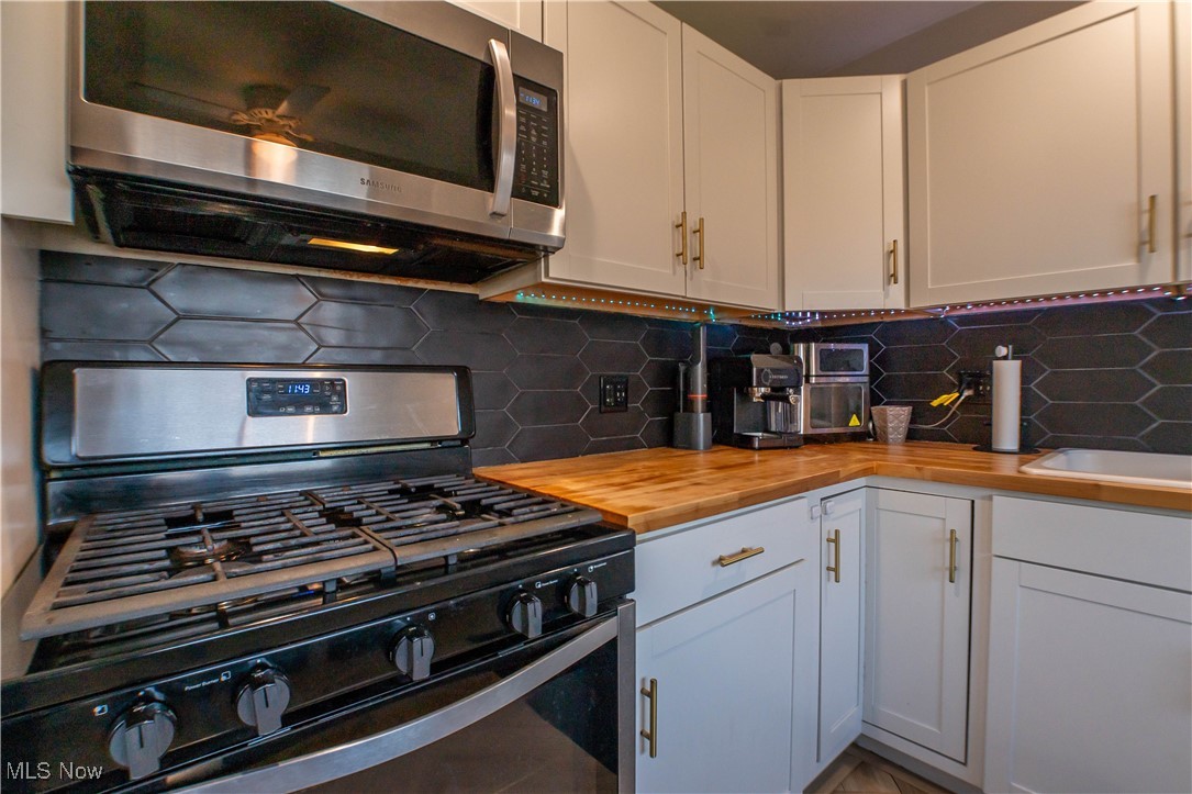1232 Valley Drive, North Canton, Ohio image 26