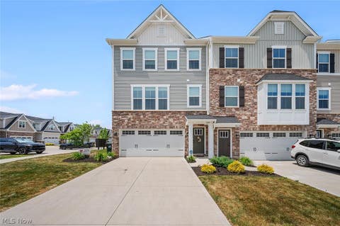 A Hanna HomeFinder account is required to view this listing.