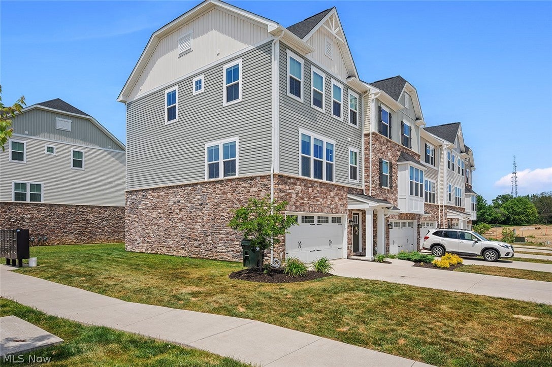 3419 Links Drive